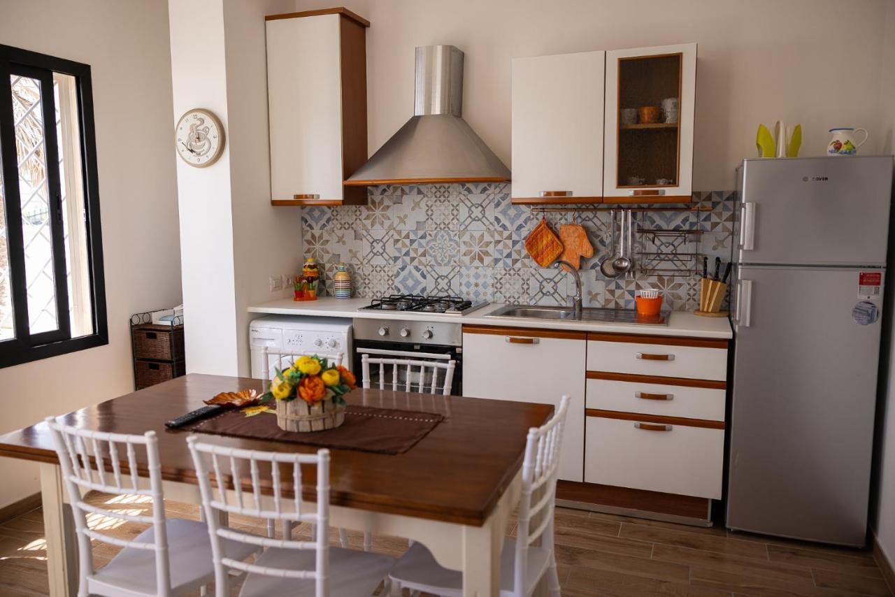 Alessandro House Порто Чезарео Екстериор снимка